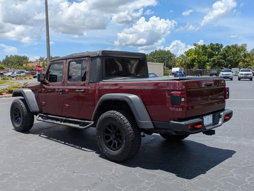 Snazzberry Pearlcoat 2021 Jeep Gladiator Mojave