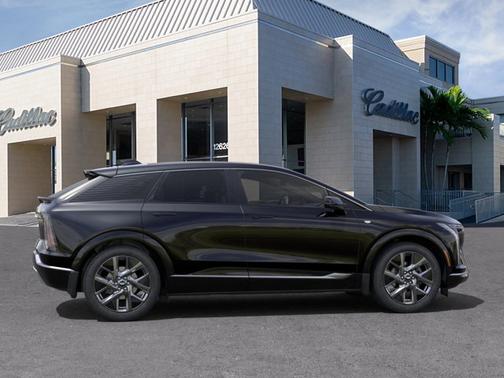 2025 Cadillac OPTIQ Luxury