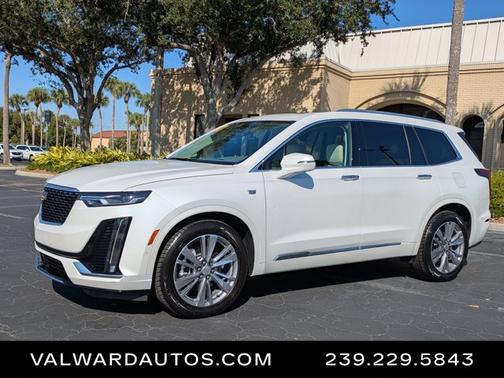 2022 Cadillac XT6 Premium Luxury