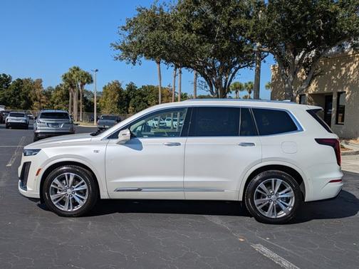 2022 Cadillac XT6 Premium Luxury