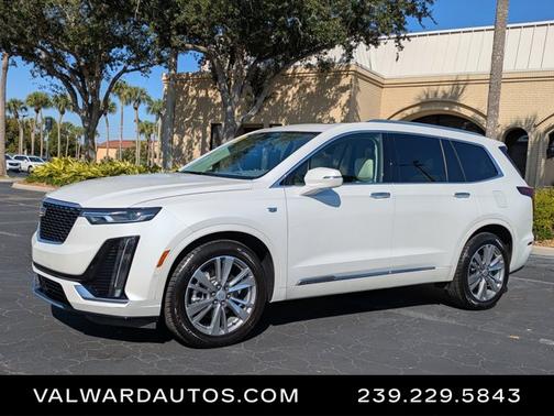 2022 Cadillac XT6 Premium Luxury