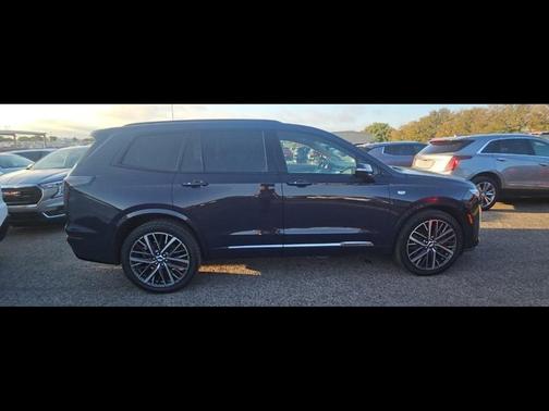 2025 Cadillac XT6 AWD Sport