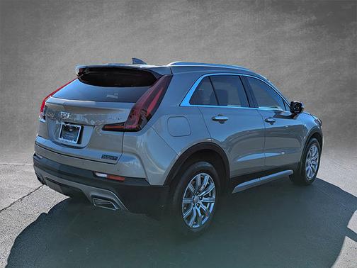 2023 Cadillac XT4 FWD Premium Luxury