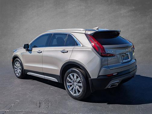 2023 Cadillac XT4 FWD Premium Luxury