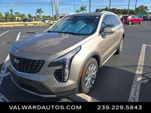 2023 Cadillac XT4 FWD Premium Luxury