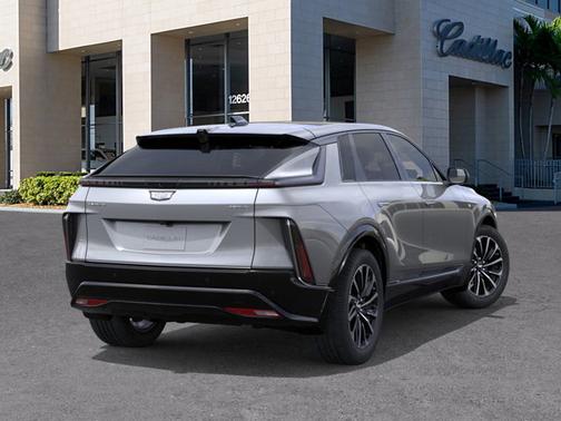 2025 Cadillac LYRIQ Sport