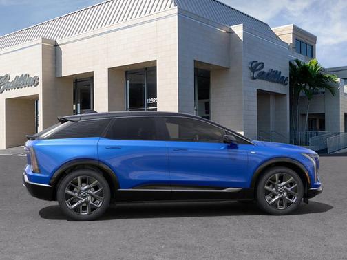 2025 Cadillac OPTIQ Luxury