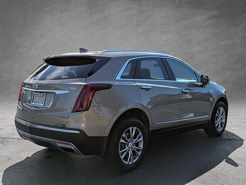 2023 Cadillac XT5 FWD Premium Luxury