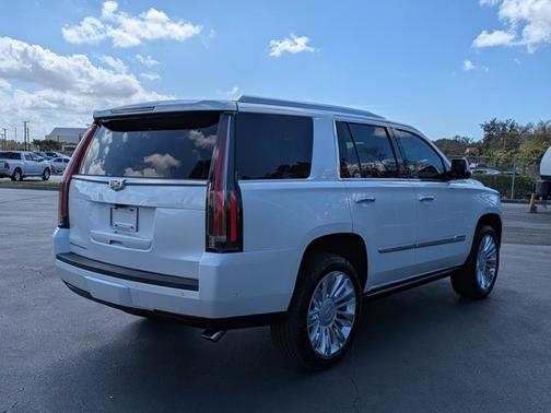 2019 Cadillac Escalade Platinum