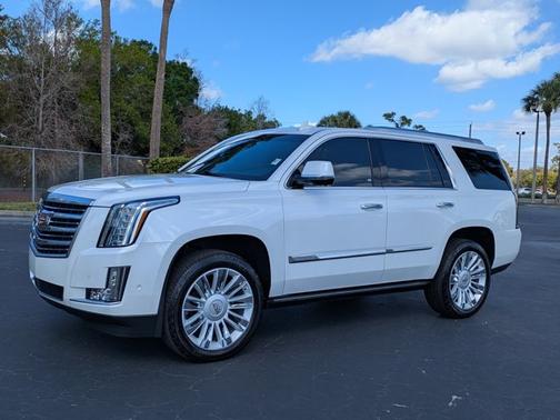 2019 Cadillac Escalade Platinum