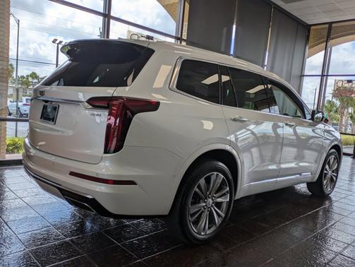 Crystal White Tricoat 2023 Cadillac XT6 AWD Premium Luxury