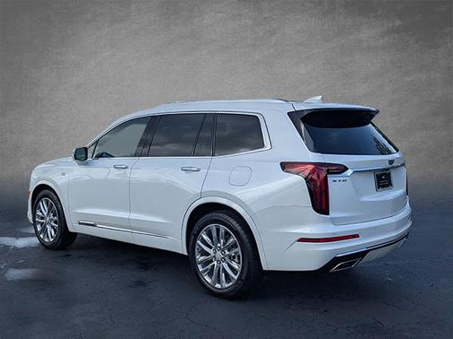 2024 Cadillac XT6 FWD Premium Luxury