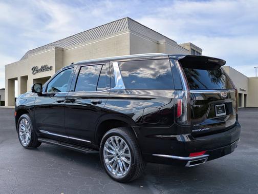 2023 Cadillac Escalade 4WD Premium Luxury