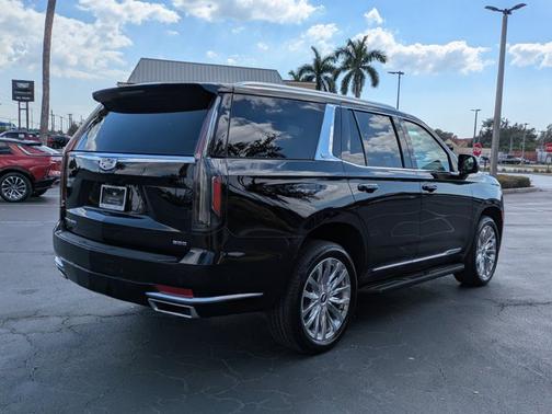 2023 Cadillac Escalade 4WD Premium Luxury