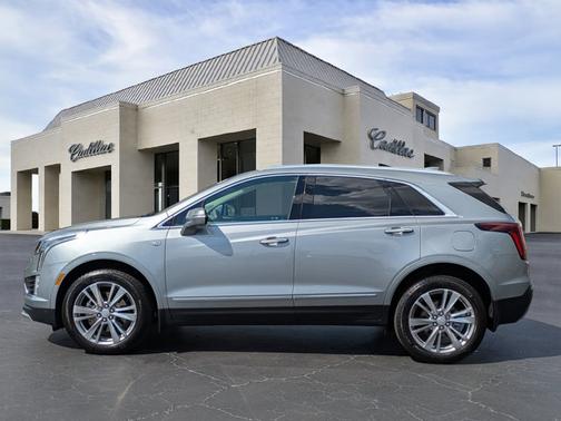 2023 Cadillac XT5 FWD Premium Luxury