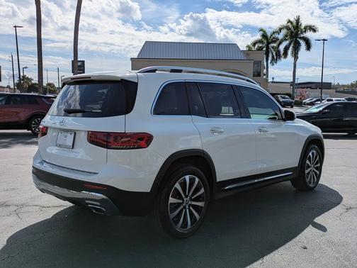 2023 Mercedes-Benz GLB 250 GLB 250