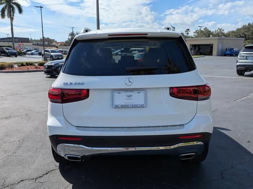 2023 Mercedes-Benz GLB 250 GLB 250