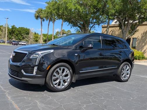 Stellar Black Metallic 2020 Cadillac XT5 Sport AWD