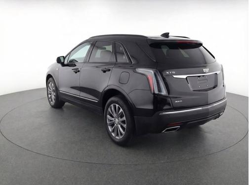 Stellar Black Metallic 2020 Cadillac XT5 Sport AWD