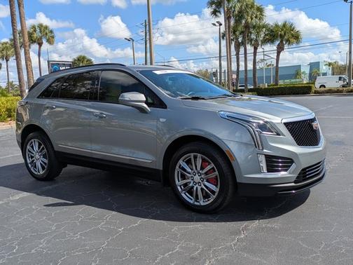2023 Cadillac XT5 AWD Sport