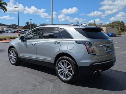 2023 Cadillac XT5 AWD Sport