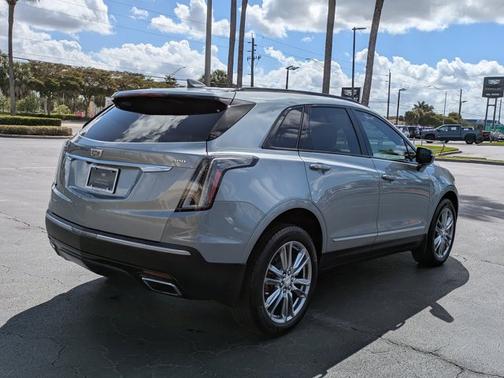 2023 Cadillac XT5 AWD Sport