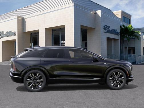 2026 Cadillac OPTIQ Premium Luxury