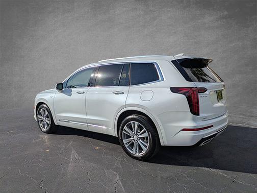 2025 Cadillac XT6 AWD Premium Luxury