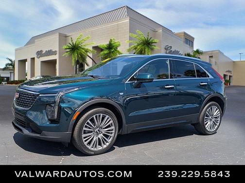 2024 Cadillac XT4 FWD Premium Luxury