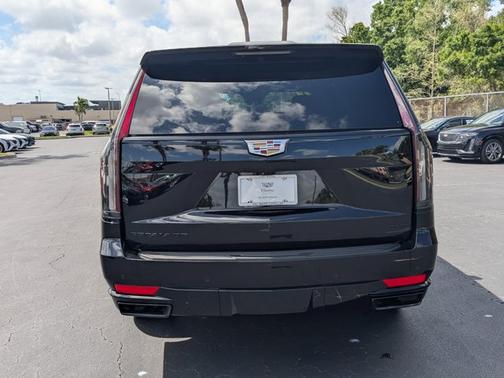 2023 Cadillac Escalade 4WD Sport Platinum