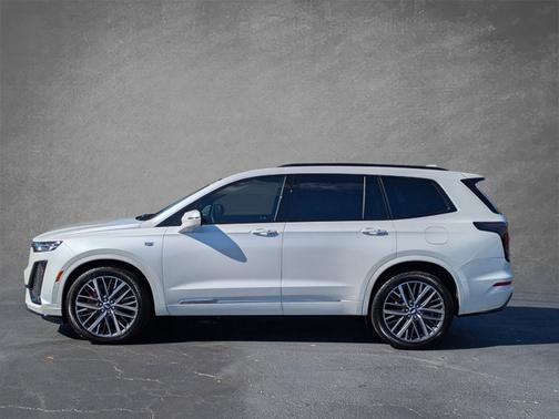 2025 Cadillac XT6 AWD Sport