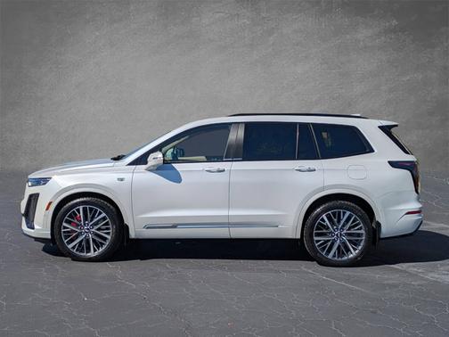 2022 Cadillac XT6 Sport