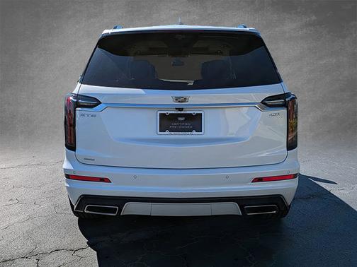 2022 Cadillac XT6 Sport