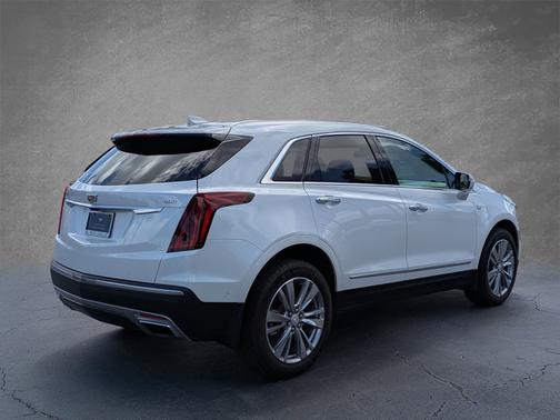 2024 Cadillac XT5 FWD Premium Luxury