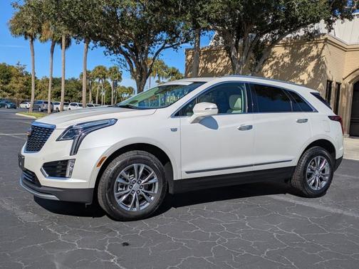 2022 Cadillac XT5 AWD Premium Luxury