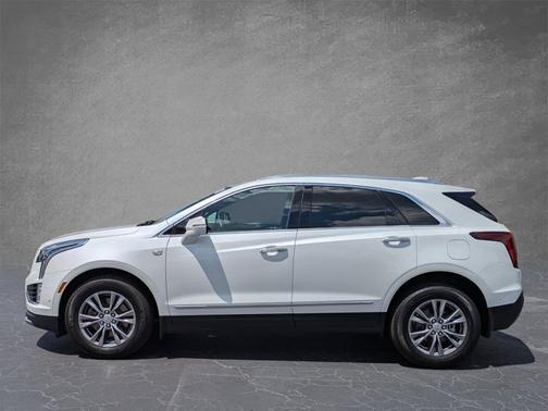 Crystal White Tricoat 2023 Cadillac XT5 FWD Premium Luxury