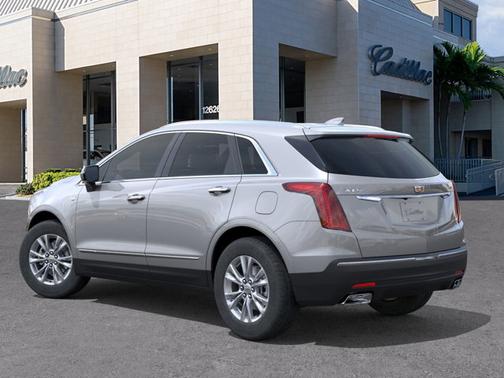Argent Silver Metallic 2026 Cadillac XT5 FWD Luxury