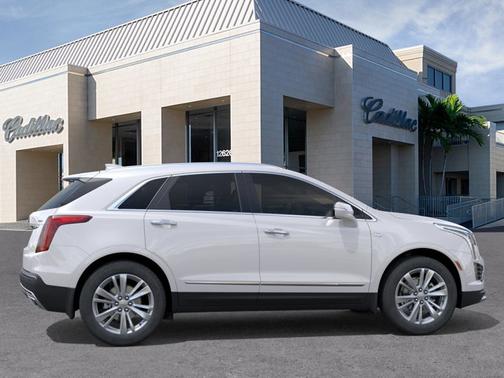 2026 Cadillac XT5 FWD Premium Luxury