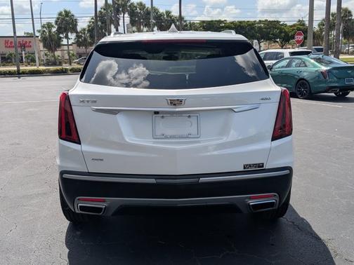 2023 Cadillac XT5 AWD Premium Luxury