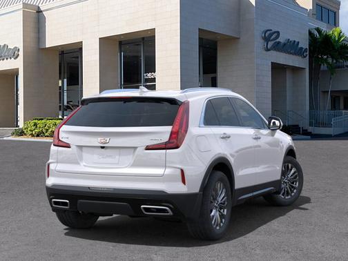 2025 Cadillac XT4 FWD Premium Luxury