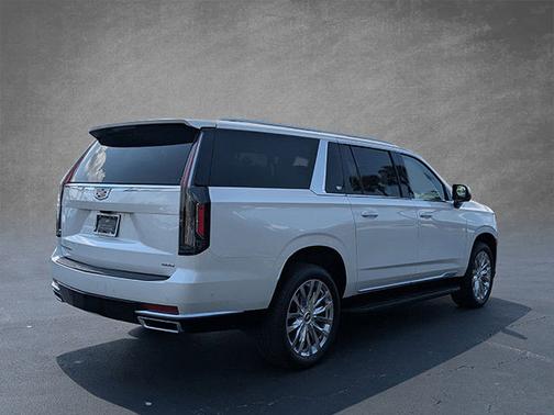 2022 Cadillac Escalade ESV Premium Luxury