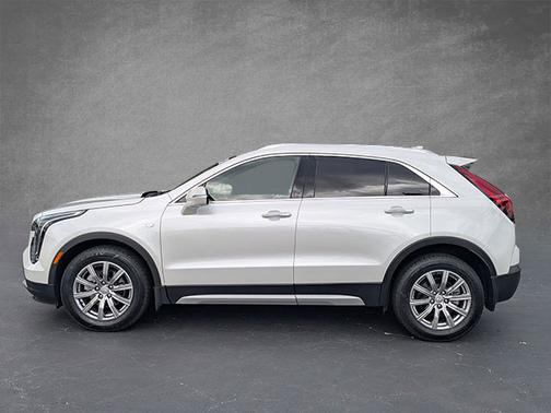 2021 Cadillac XT4 FWD Premium Luxury