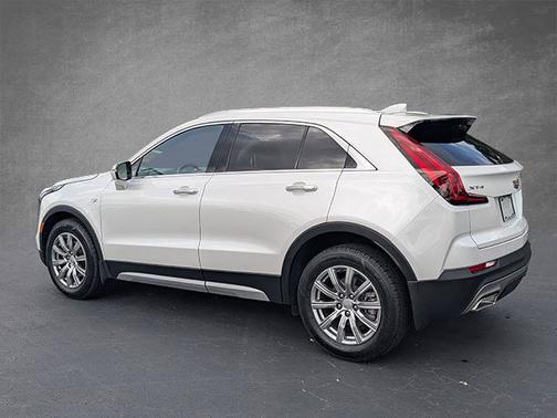 2021 Cadillac XT4 FWD Premium Luxury