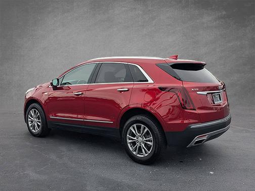 2022 Cadillac XT5 FWD Premium Luxury