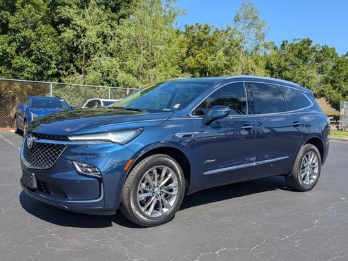 2022 Buick Enclave Avenir