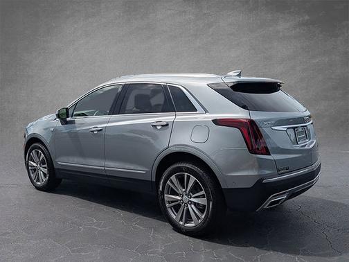 2024 Cadillac XT5 FWD Premium Luxury