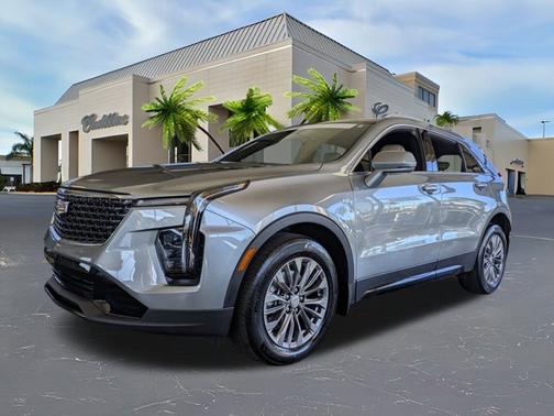 2024 Cadillac XT4 FWD Premium Luxury