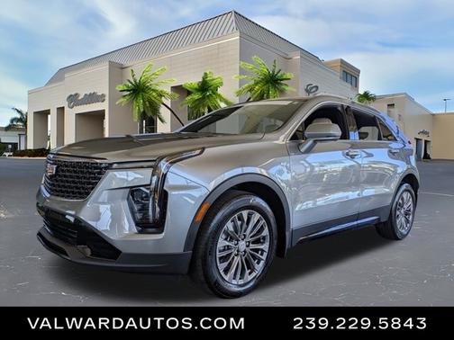 2024 Cadillac XT4 FWD Premium Luxury