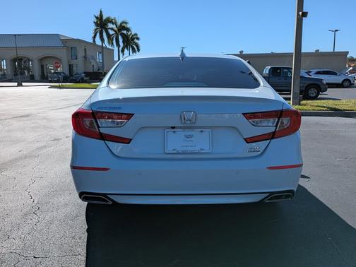 2019 Honda Accord Touring 2.0T