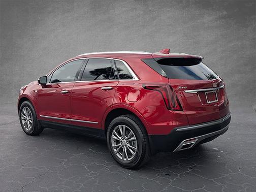 2023 Cadillac XT5 FWD Premium Luxury